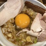 麺屋鈴春 - 濃厚鶏白湯つけ麺+小ライス+生卵