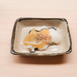 鮨 陸 - にたりぐじらの皮さらし