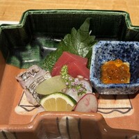 対馬のどぐろとイカ活き造り 博多 魚蔵 都ホテル店 - 