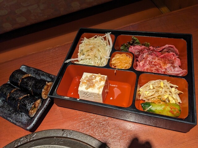 炭火焼肉/ビタミンS. 久しぶりに同期のビタミンSお兄ちゃんと東京で呑みました