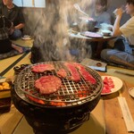 レトロ焼肉たろう食堂 - 