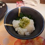 三国おばんざいバル 六弦家 - わさびおろし