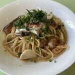 トミズダイナー - ズワイガニのトマトクリームパスタ