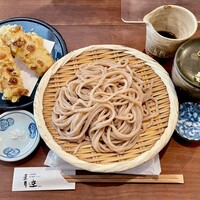 自家製粉石臼挽きうどん 青空blue 本店 - 「ちく天ざるうどん(1090円)+自家製粉粗挽きうどん(+110円)」です