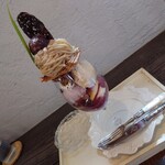 アレス カフェ - 季節のパフェ【栗】