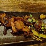 炭火やきとり あかしろ屋 - 