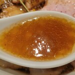 麦と麺助 - スープ