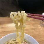手打ち正麺 Hachimitsu - 自家製麺で手打ち手揉み