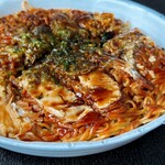お好み焼き＆てっぱん屋 日々来 - 肉玉そば大葉トッピング