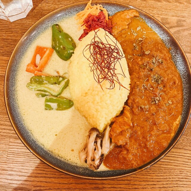 6bottles（シックスボトルズ） - 北仙台（カレー）の写真