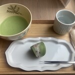 和菓子まめいち - 白湯がついてきます