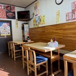 むすび屋 - 店内17席
