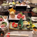 万清楼 - 夕食全景