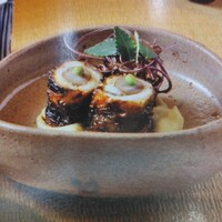 青蓮院門跡前 月おか - 牛蒡を鰻で巻いた品