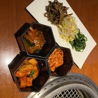 蕃 YORONIKU - 