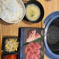 焼肉 ギュウトピア - 