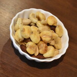 ワインバー バッカス - 他店とは一味違う、ミックスナッツ（７５０円）２０２４年９月