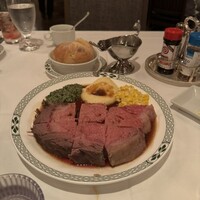 ロウリーズ・ザ・プライムリブ 恵比寿ガーデンプレイス店 - 