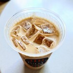 タリーズコーヒー - 無駄ないバランスで氷が入っているのが嬉しいタリーズ。