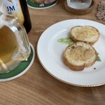 ル・ポアソンルージュ - ノンアルビールとツナのバケット