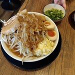 Ｇ系ラーメン ナカモズマシマシ - 