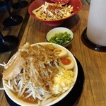 Ｇ系ラーメン ナカモズマシマシ - 