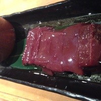 赤坂 金舌 - 日本一の溶岩焼きレバー ¥1980