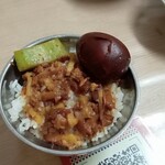 Jinfeng Luroufan - 卵乗っけました。下のQRコードで注文です。