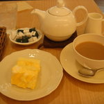 アフタヌーンティー ティールーム - マンゴーショートケーキ