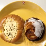 ボンデセール - 料理写真:130円？　このシナモンロール素敵よ