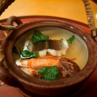 日本料理　さざんか - 【土瓶蒸し】鱧　才巻海老　松茸