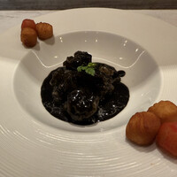 CINA New Modern Chinese - 黒エビチリ。