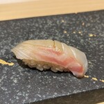 銀座 京都 鮨まつもと - 真鯛・程良い歯応えが残るもの