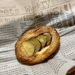 DONQ - さつまいもと紅芋餡のガレット ¥281