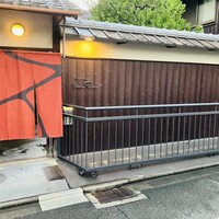 リョウリヤ ステファン パンテル - 外観