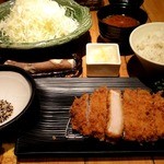 新宿さぼてん - 健美豚ロースかつ定食 (130g) ￥1380（税込）