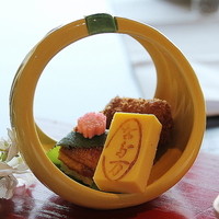 大阪なだ万 - 先付　桜を外して