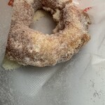 脆皮鮮奶甜甜圈 - 外カリッと中モッチリでベロっと食べれます