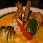 Rojiura Curry SAMURAI. 平岸総本店 - 