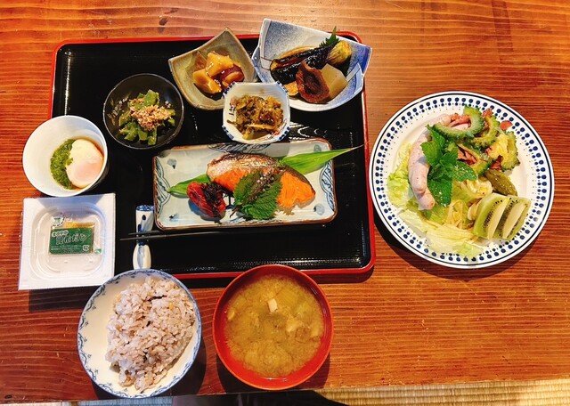 かやぶき山荘 格山（かやぶきさんそう かくざん） - 羽後町その他（旅館・民宿）