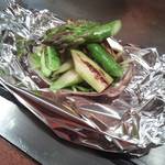 鉄板屋 欣 - アスパラvv瑞々しくて歯ごたえも抜群!!