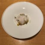 Restaurant Sola - Deuxième
      福岡アナゴ、ねぎ、ネギのピクルス、
      栗、はなびらだけ