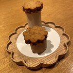 Restaurant Sola - Petit Fours
      ヘーゼルナッツのガナッシュ