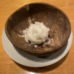 Restaurant Sola - dessert
      糸島パッションフルーツ
      ココナッツ