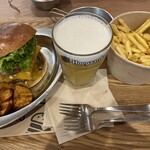 ヴィレッジヴァンガードダイナー プライムツリー赤池店 - 