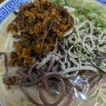 純とんこつ無双 - 辛子高菜を投入〜