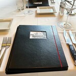 Ruth's Chris Steak House - テーブルメイキング