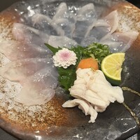 泳ぎとらふぐ活蟹料理 あじ平 曽根崎 - 