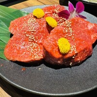 黒毛和牛ヘレ肉専門店 炭火焼肉 りきちゃん 北浜店 - 