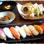 お肉&魚介Diningはっちゃく - 料理写真: